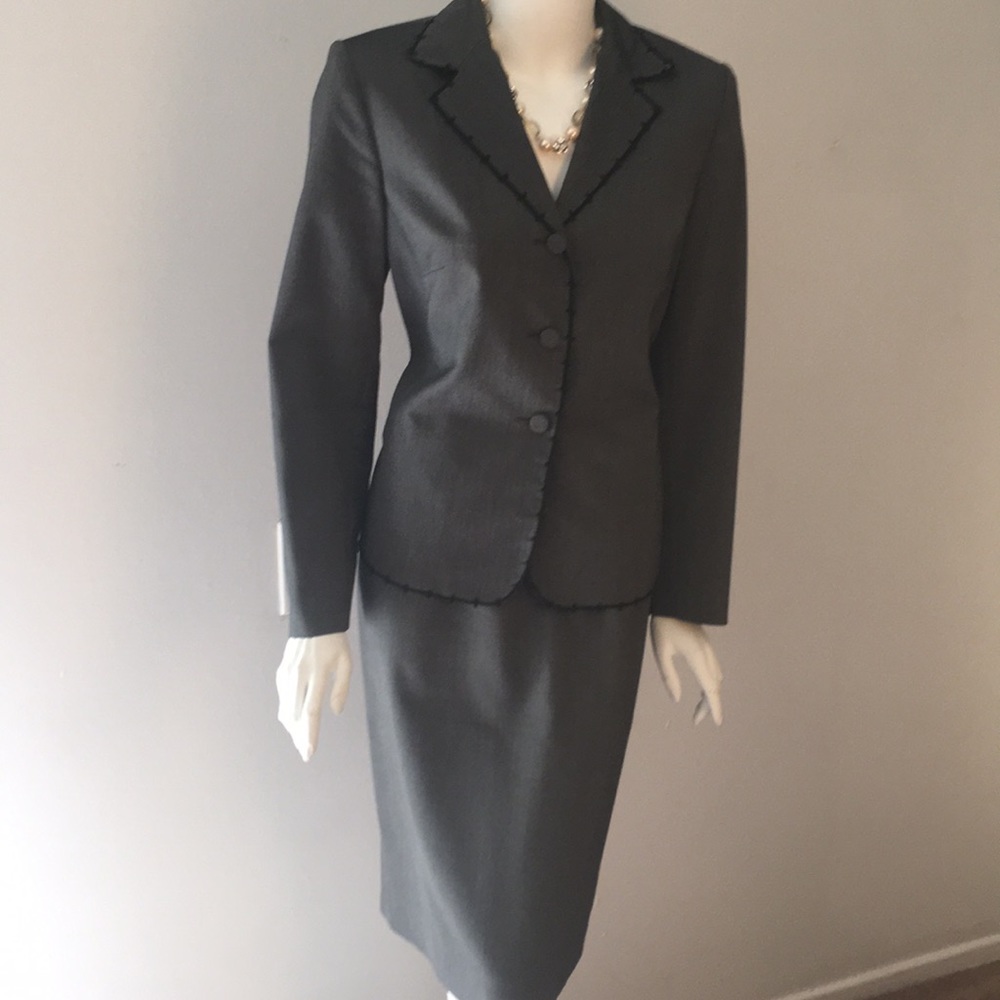 B. Bennett lined suit, beautiful, effortless suit.